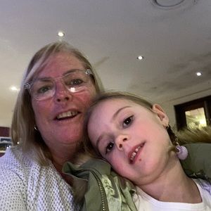 Meet your Posher, Leann